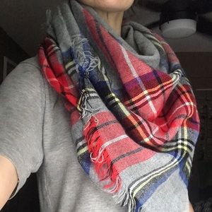 Big soft plaid blanket scarf - perfect for fall & winter!